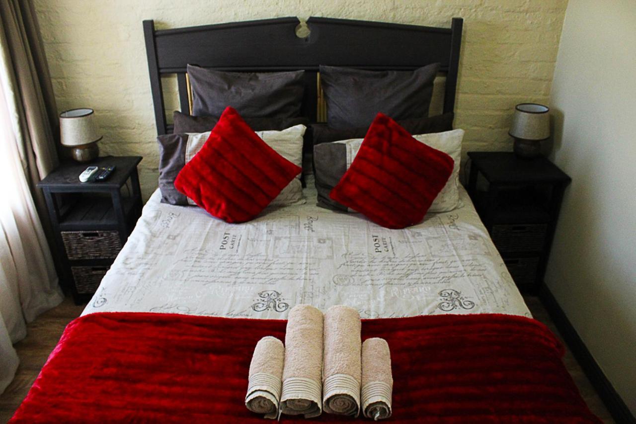 African Adventures Accommodation Durbanville Exterior photo