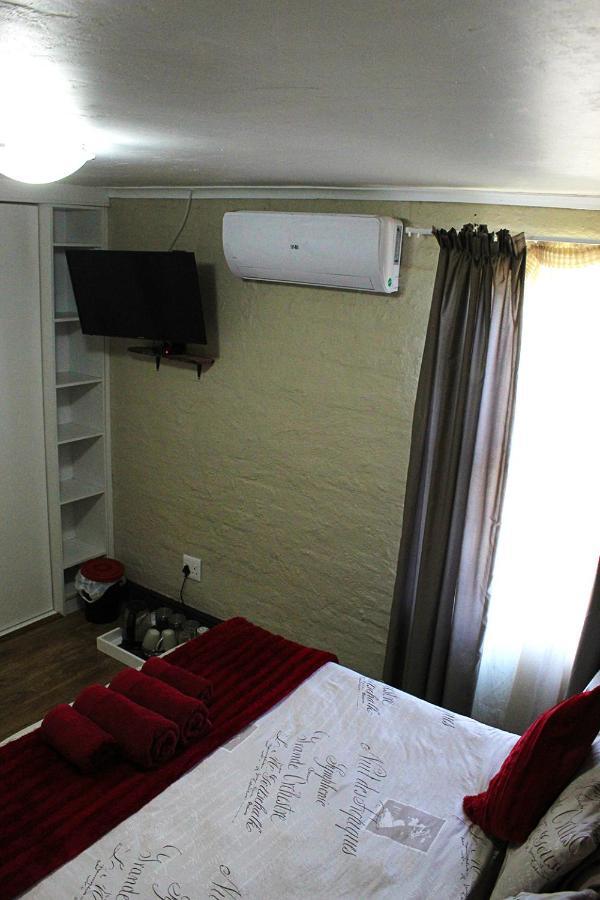 African Adventures Accommodation Durbanville Exterior photo